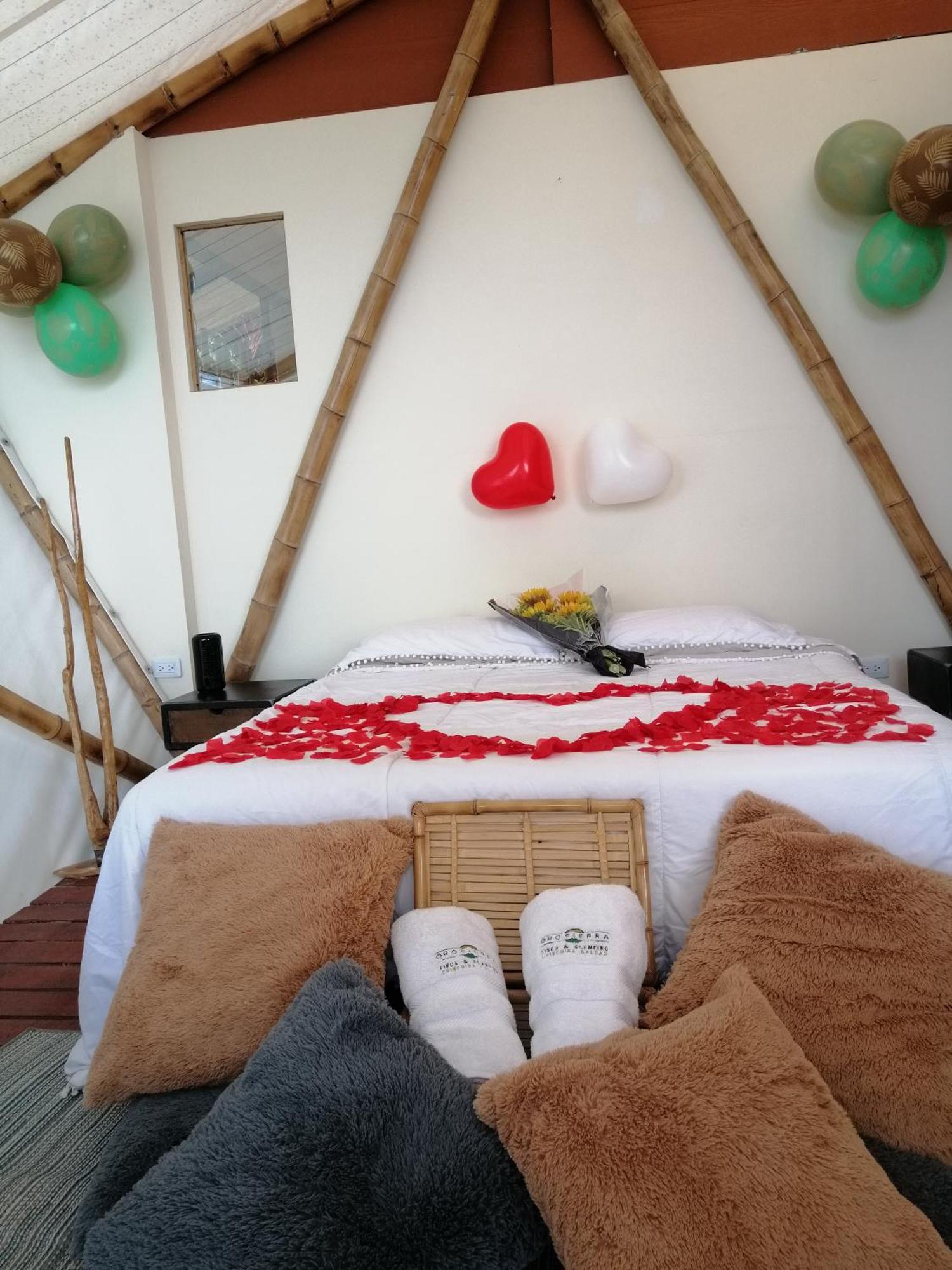 Glamping Orosierra Hotel Chinchiná Eksteriør billede
